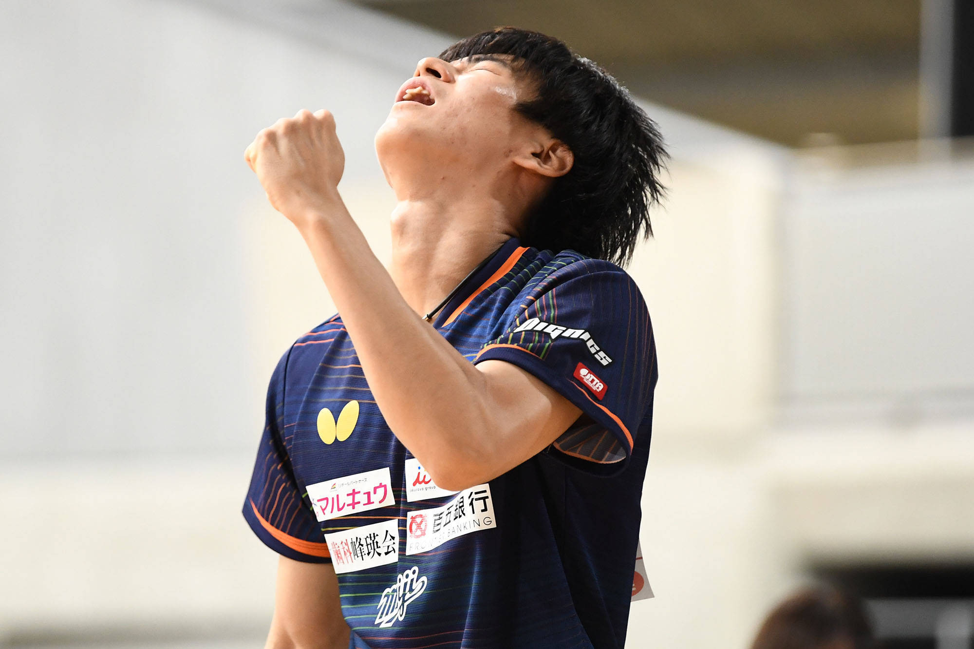 包含瓦拉多利德击败马洛卡控制比分的关键的词条