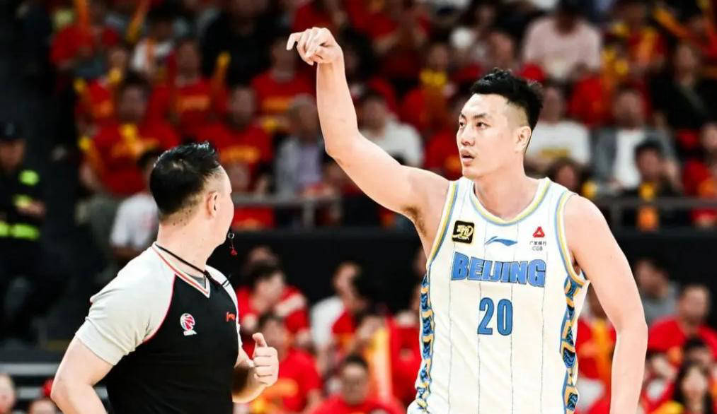 od体育网站-包含CBA联赛总决赛战队争夺激烈历史性一战即将上演的词条