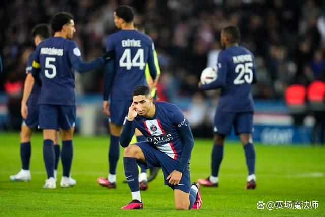 关于巴黎圣日耳曼球员共同努力，恢复信心迎战的信息