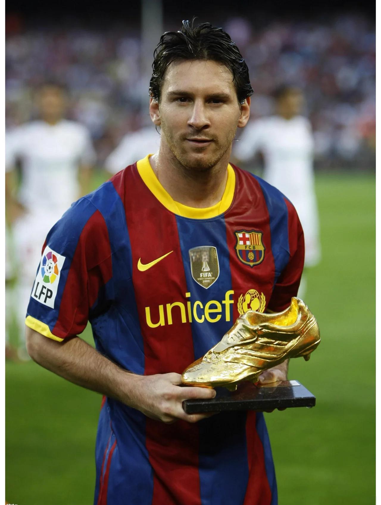 曼联门将因伤错失关键比赛，球迷心疼