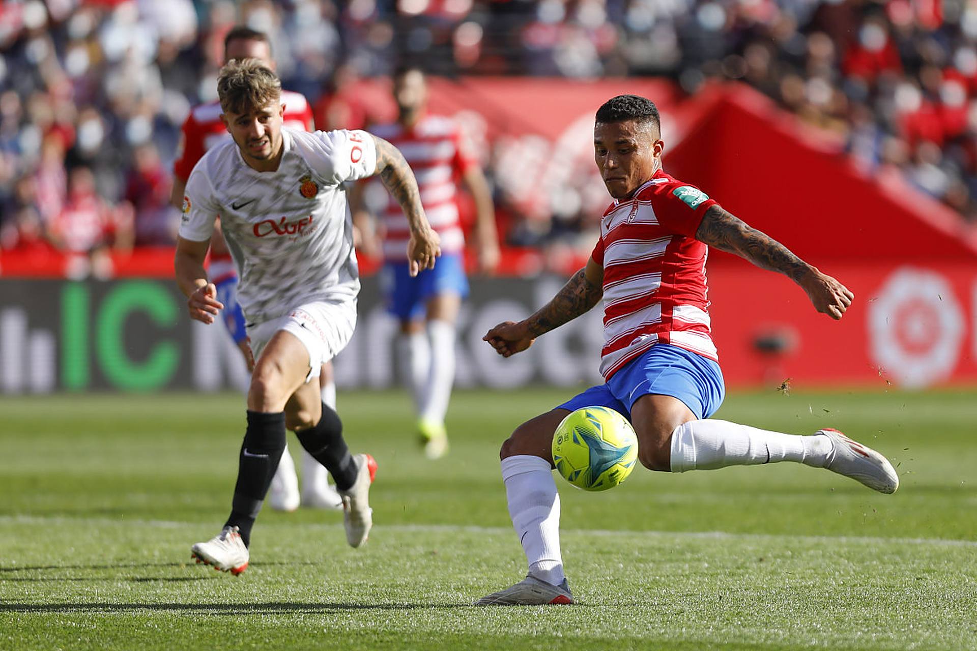 od体育下载-比利亚雷亚尔客场逼平，继续保持不败的简单介绍