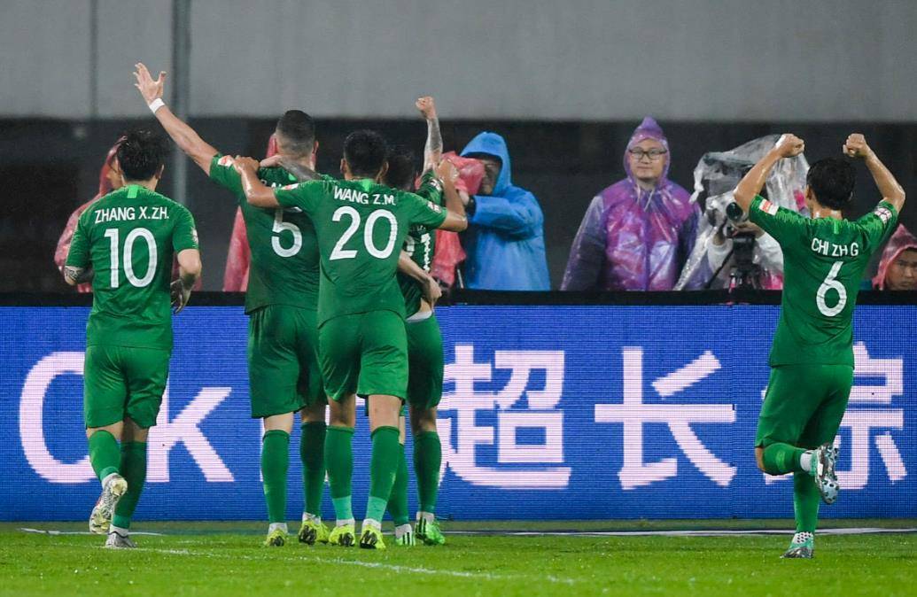 od体育官网登录网址-球员交易市场活跃，多支球队调整阵容