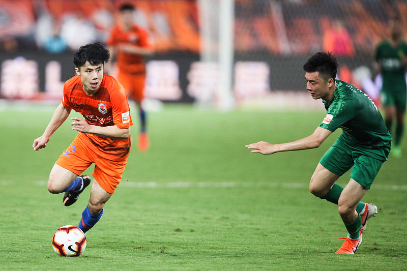 包含山东鲁能主场战胜安徽合肥，获得胜利的词条