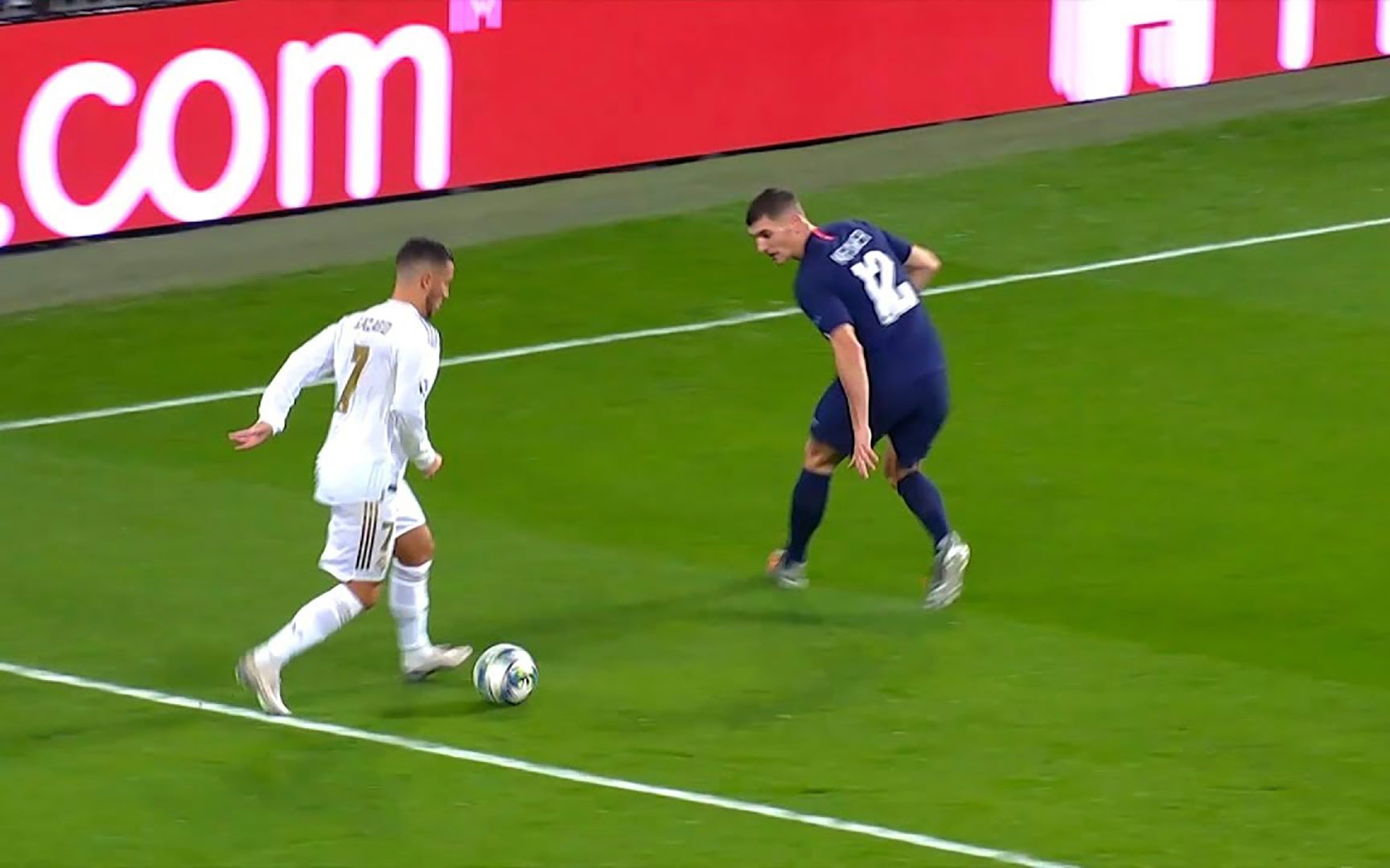 关于阿扎尔梦想复出,或将在皇马对阵马德里竞技比赛中亮相的信息 关于阿扎尔梦想复出,或将在皇马对阵马德里竞技比赛中亮相的信息