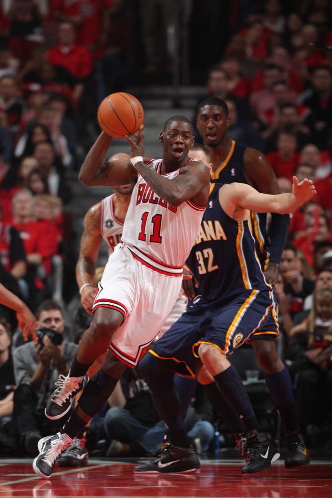 公牛惊险逆转骑士，取得开门红的简单介绍