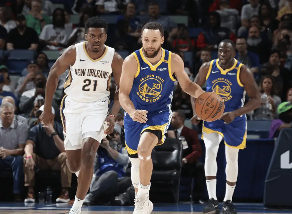 勇士胜鹈鹕,库里单节轰下15分再掀高潮的简单介绍 勇士胜鹈鹕,库里单节轰下15分再掀高潮的简单介绍