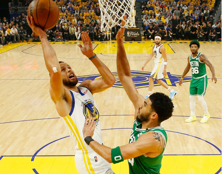 亚洲巨头再度相遇，球迷期待大战