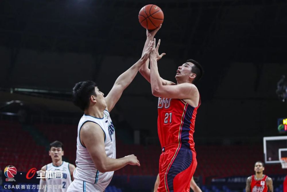 od体育登录-重庆力克对手，豪取客场三分