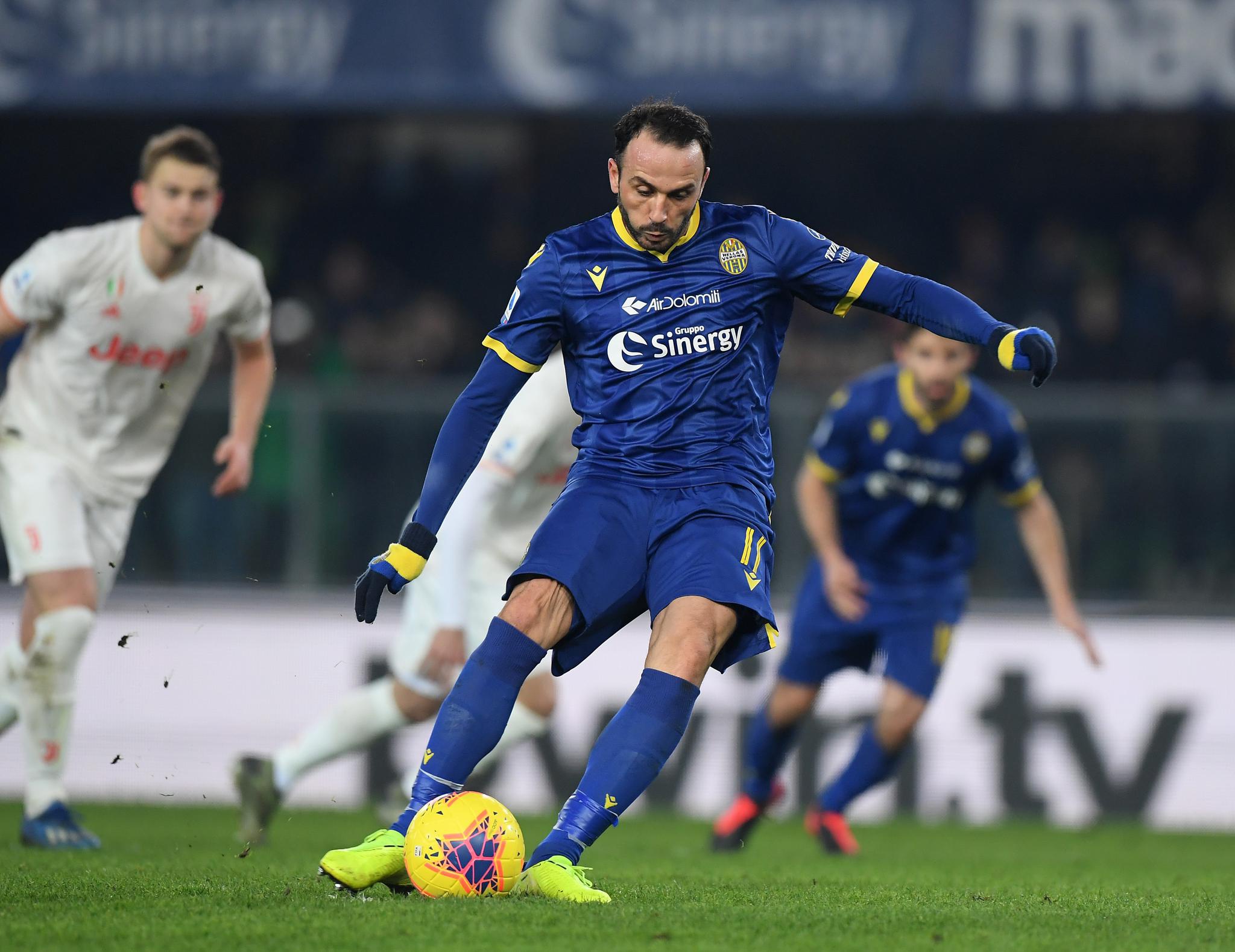 尤文图斯斩获客场三分，负于罗马彻底崩盘的简单介绍